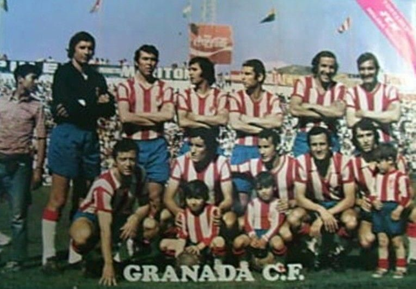 Última alineación del Granada CF con la vertical en Los Cármenes, con derrota frente al Barça (13-may-1973)