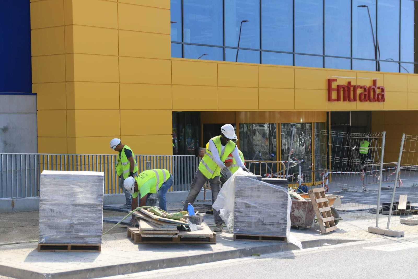 Las imágenes de cómo avanzan las obras de IKEA Almería