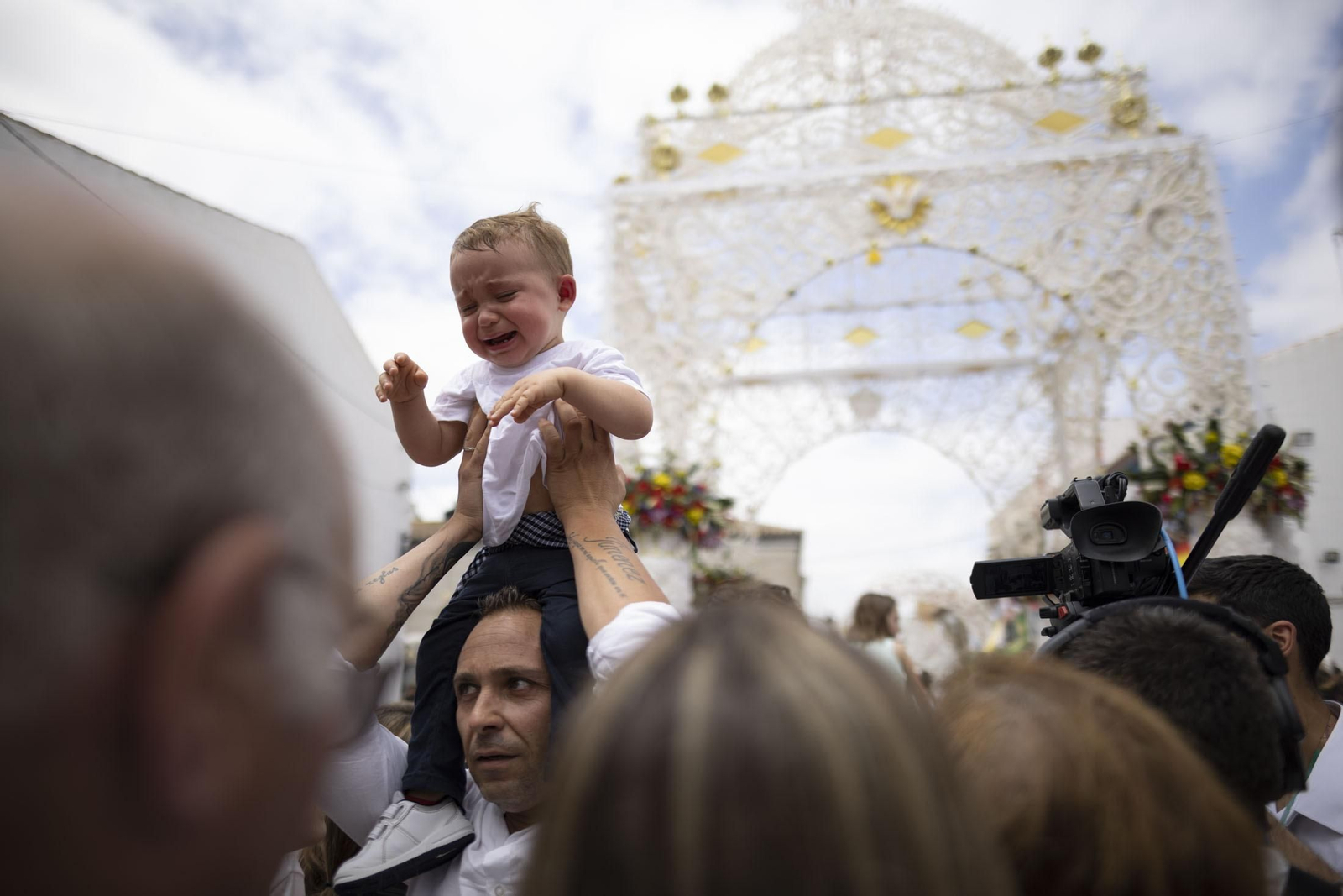 El sentimiento rociero se refleja en la cara de los almonteños.
