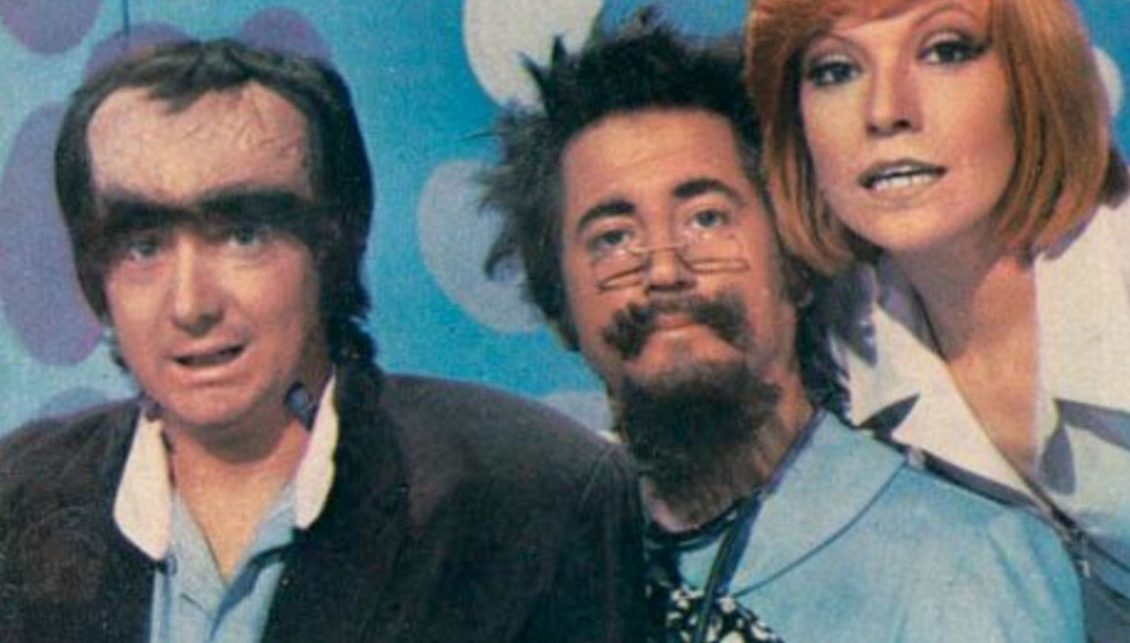 Pedro Valentín, en el centro, como el profesor Sanchezstein, entre Luis Ricardo (José Carabias) y Amanda (María Luisa Seco)