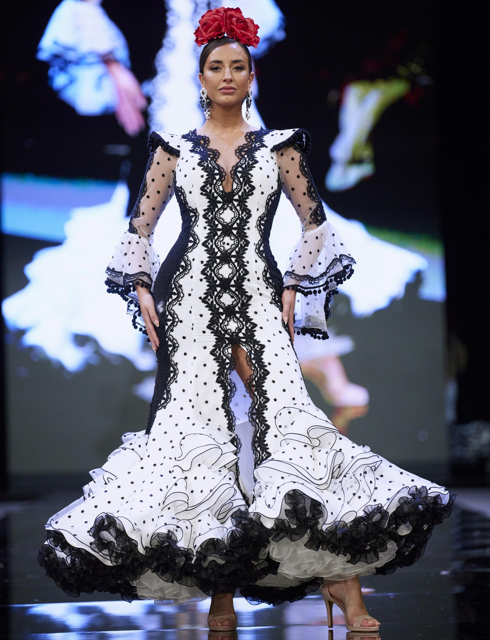 Desfile de Teressa Ninú Atelier en SIMOF 2025, todas las fotos