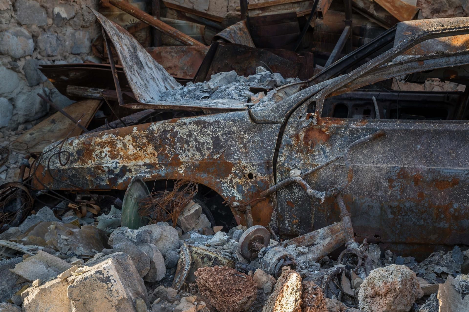 Imagen de este viernes de destrozos en un barrio de Kiev