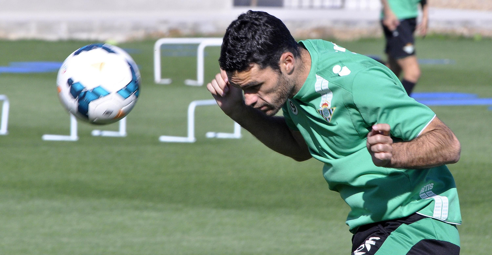 Jorge Molina, en un entrenamiento en su etapa en el Betis. Jorge Molina, en un entrenamiento en su etapa en el Betis.