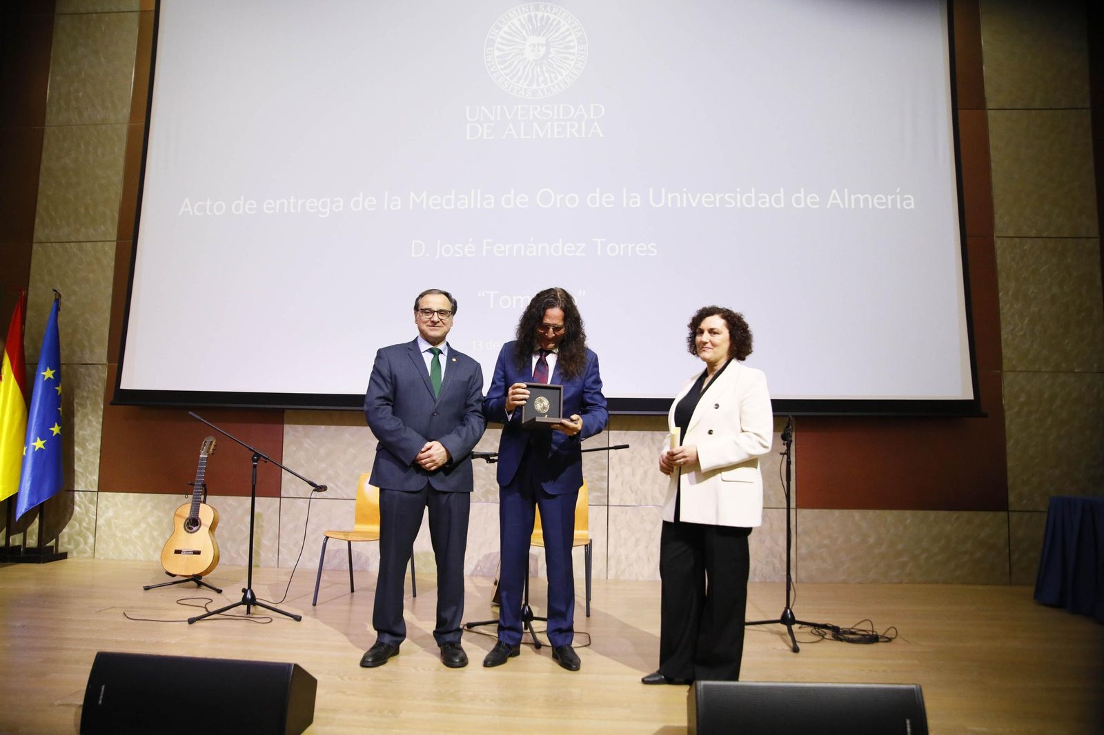 Las imágenes del acto de entrega de la Medalla de Oro a José Fernández Torres Tomatito, en la Universidad de Almería