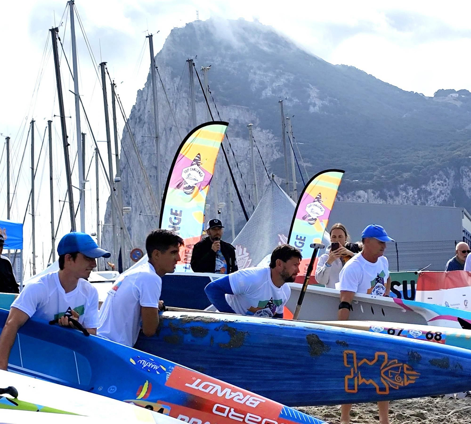 Augusto García, primero por la izquierda, en la salida de una de las pruebas disputadas en La Línea de la Concepción este pasado fin de semana