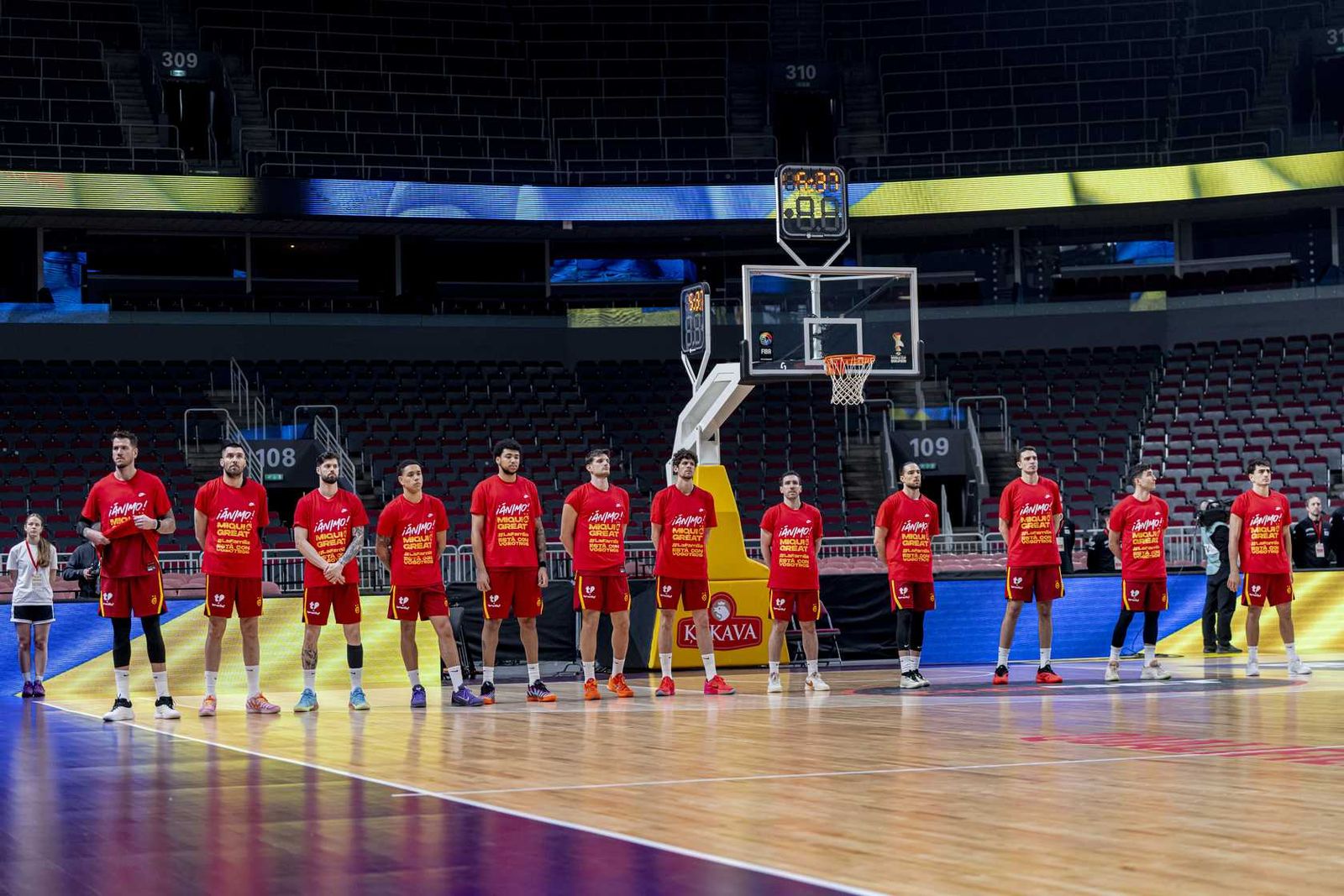 Buen papel de Francis Alonso en el triunfo de España ante la Ucrania de Daniil Shelist (66-86)