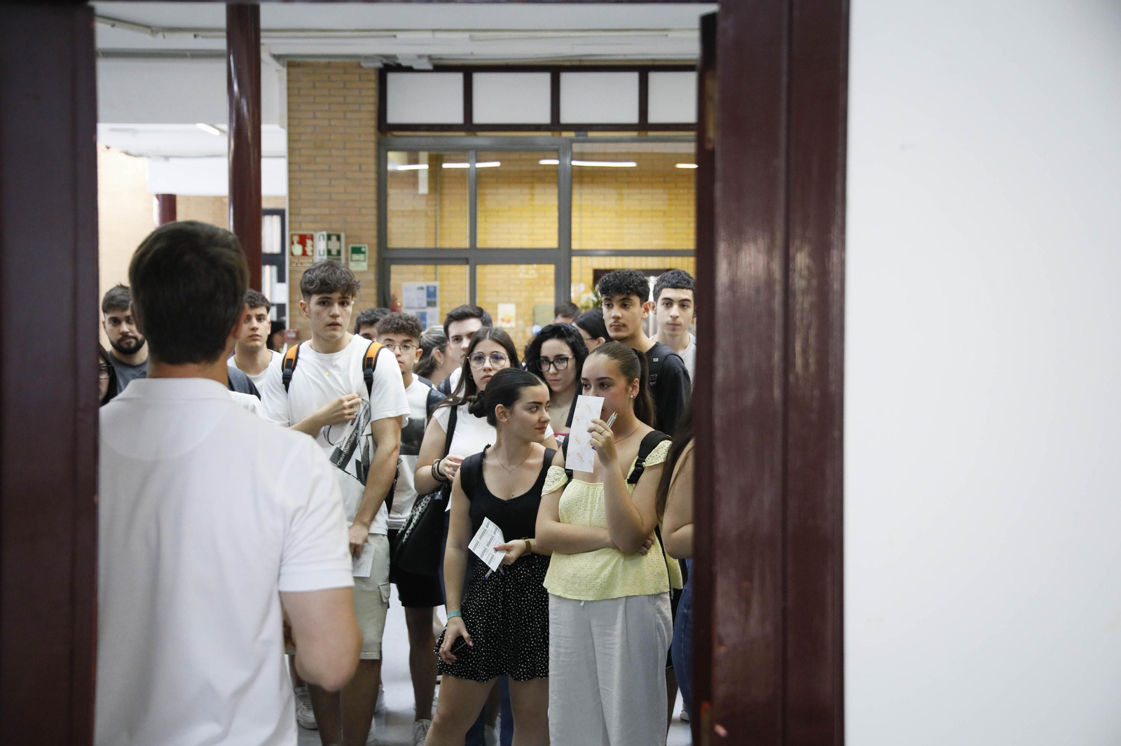 Imágenes de la evaluación para el acceso al sistema universitario (PEvAU)