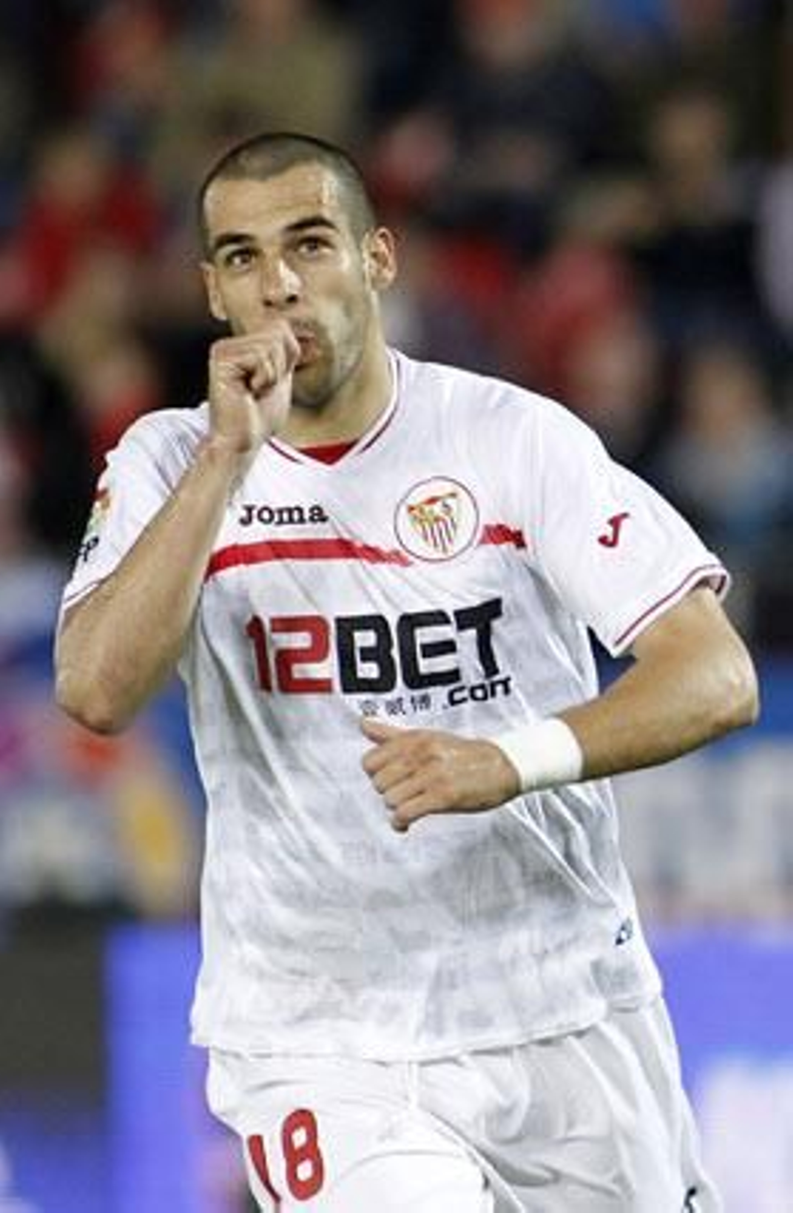Negredo, delantero 
Edad: 25 años
Temp. en el club: 3ª
Goles en 10-11: 20
Contrato hasta: 2014