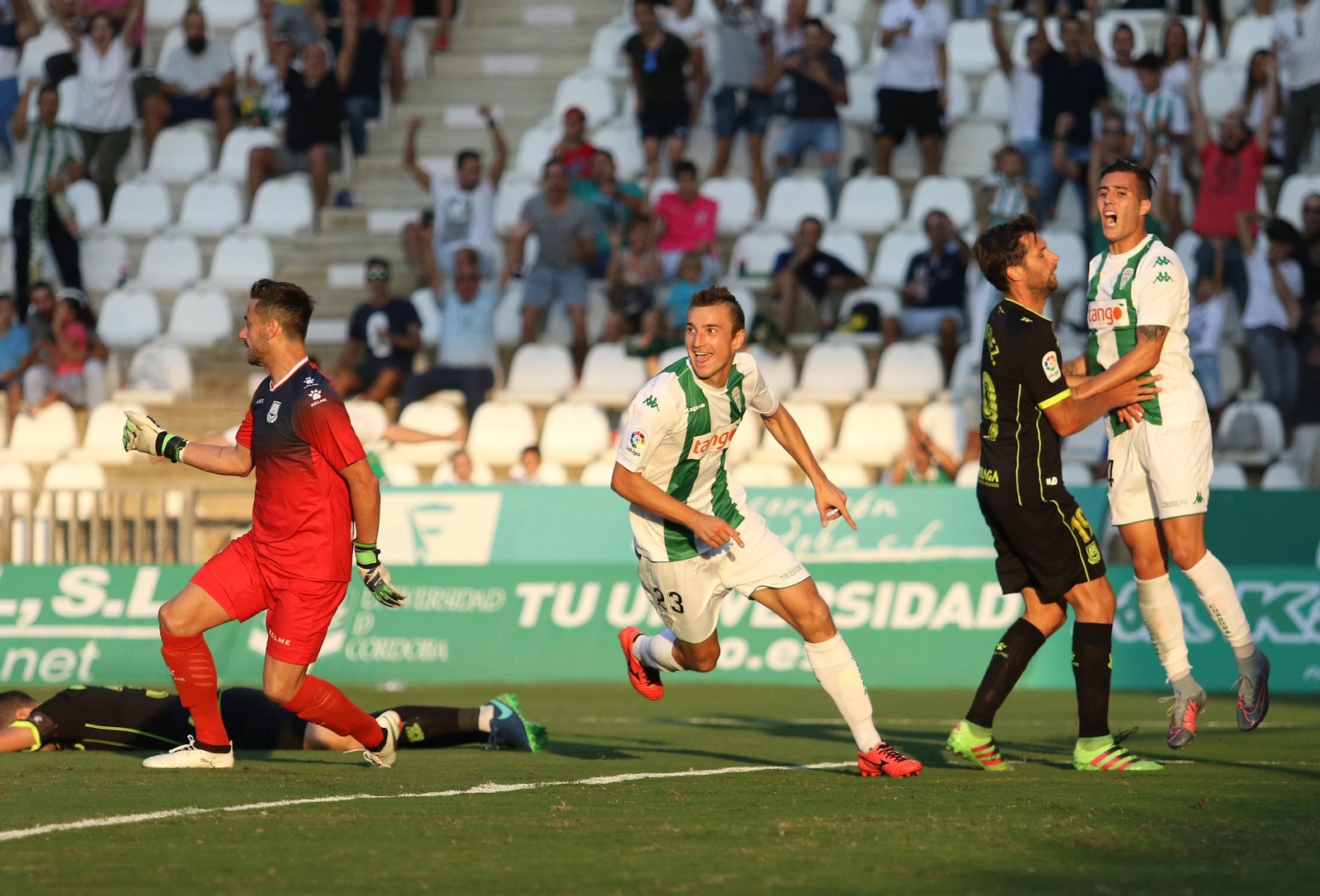 Las imágenes del Córdoba-Alcorcón
