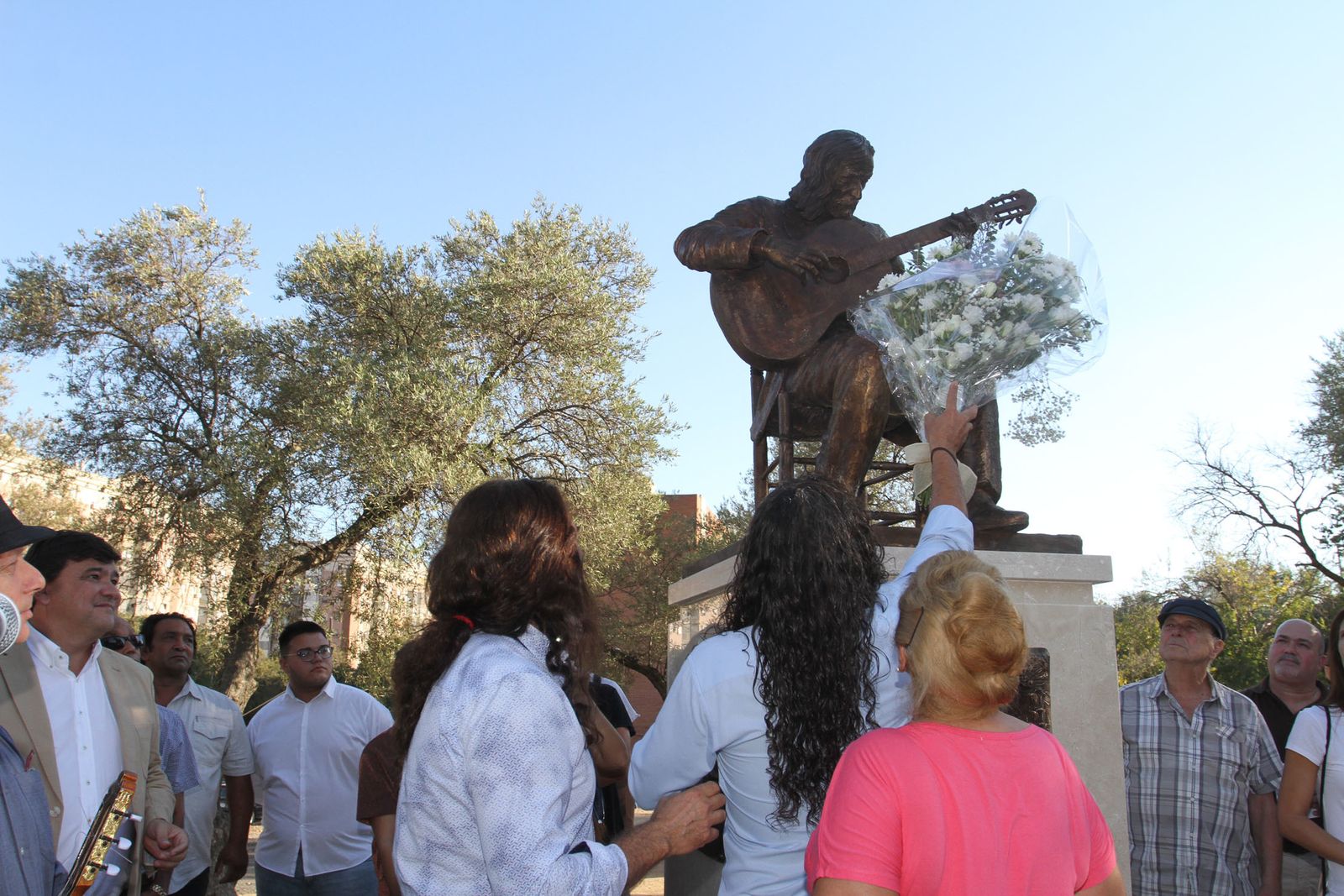 Inaguración del monumento al Niño Miguel.