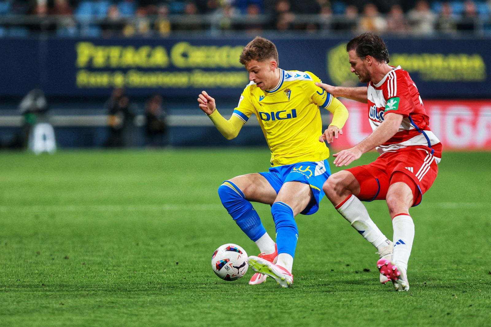 Las imágenes del Cádiz CF-Granada