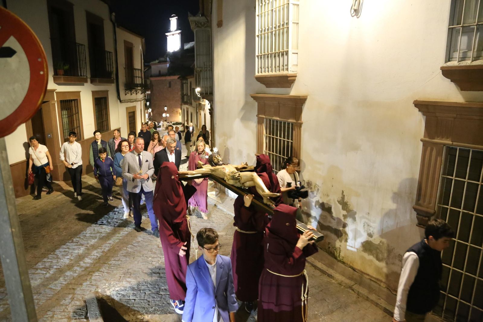 Domingo de Ramos en Montoro: El traslado del Cristo de las Penas, en fotografías