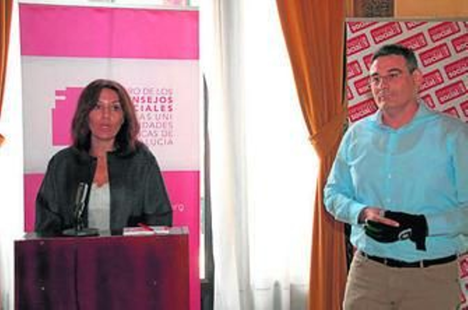 La presidenta del Consejo Social, Magdalena Cantero, junto a Francisco Ortiz.