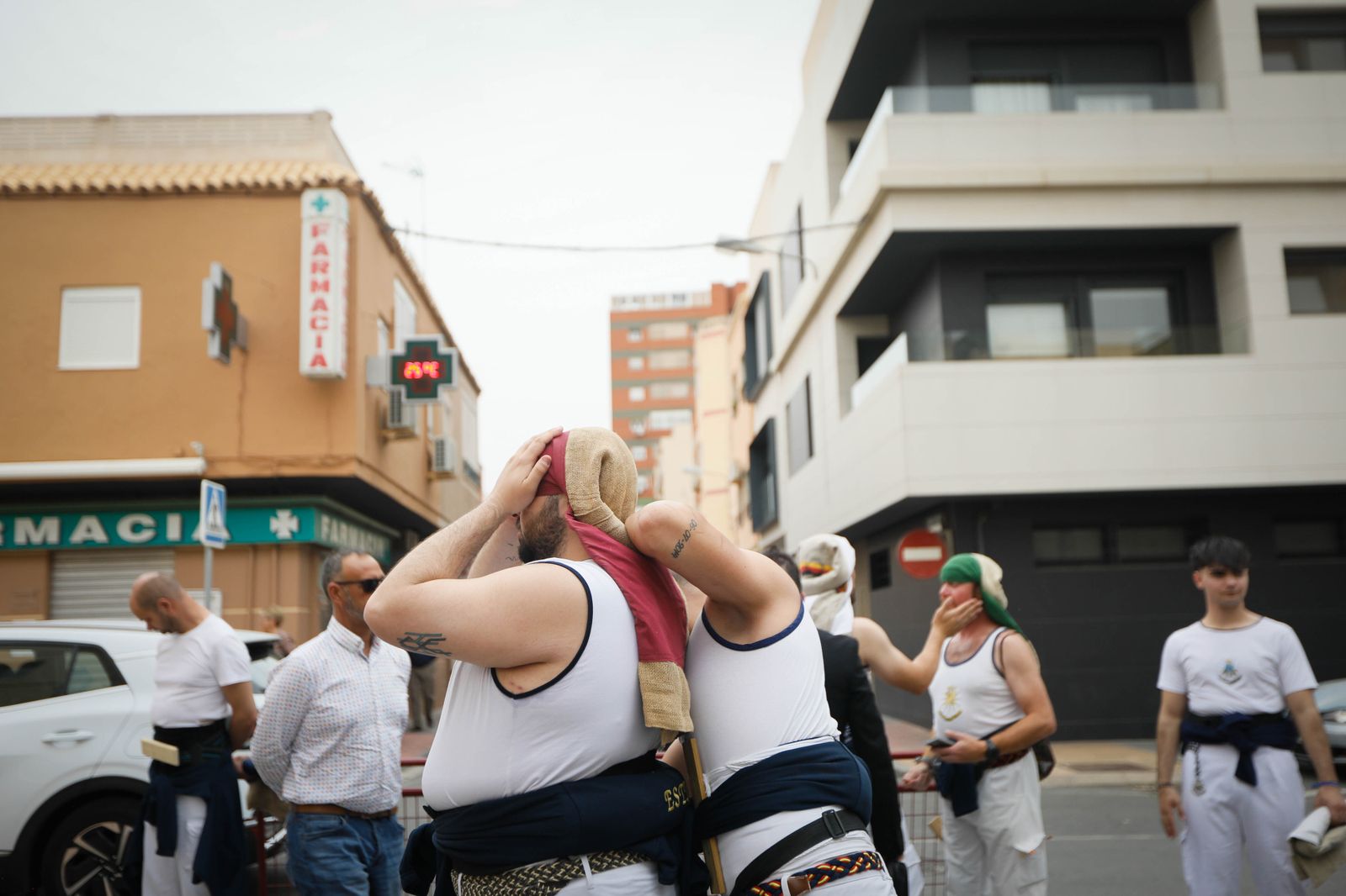 Mira como la cena sale a las calles de Almería tras las lluvias