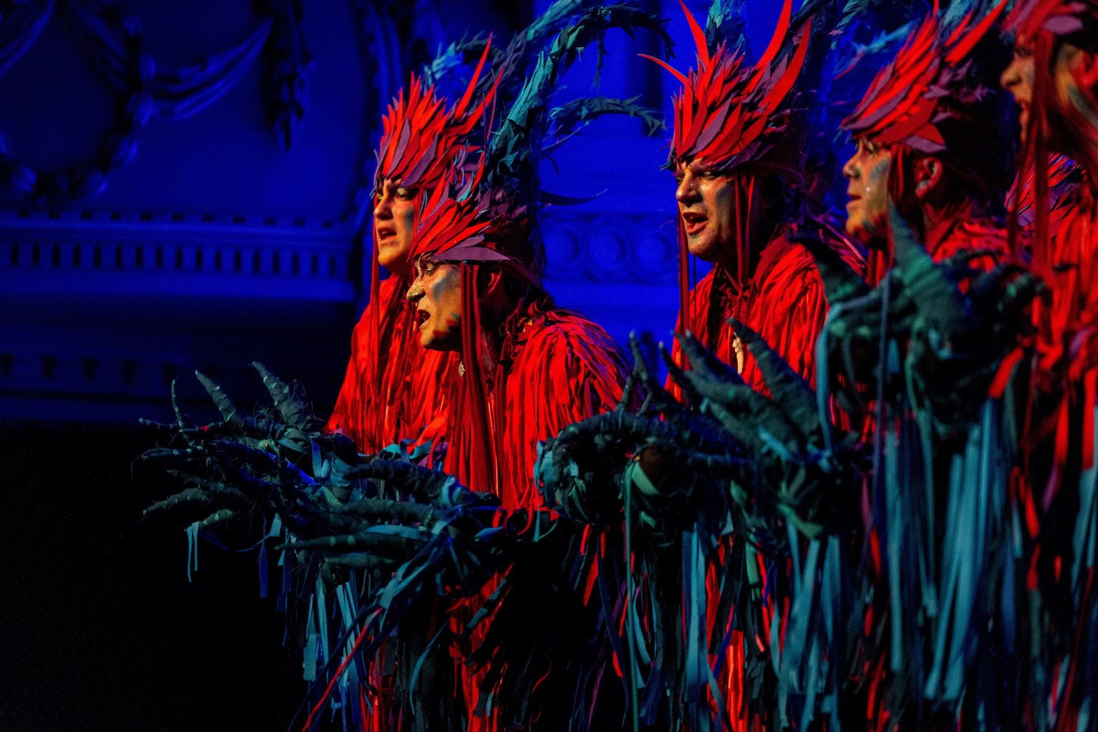 Imágenes de la sesión de este jueves en el Gran Teatro del Carnaval Colombino.