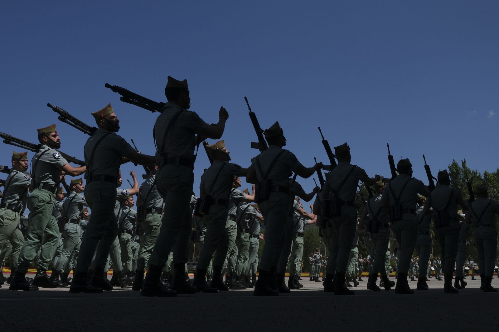 Homenaje de La Legión a los militares fallecidos, en fotos.
