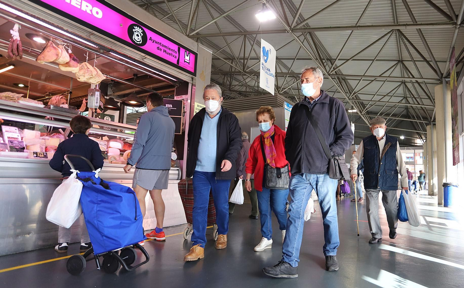 La Policía Local realizó controles en el Mercado del Carmen durante la mañana del sábado