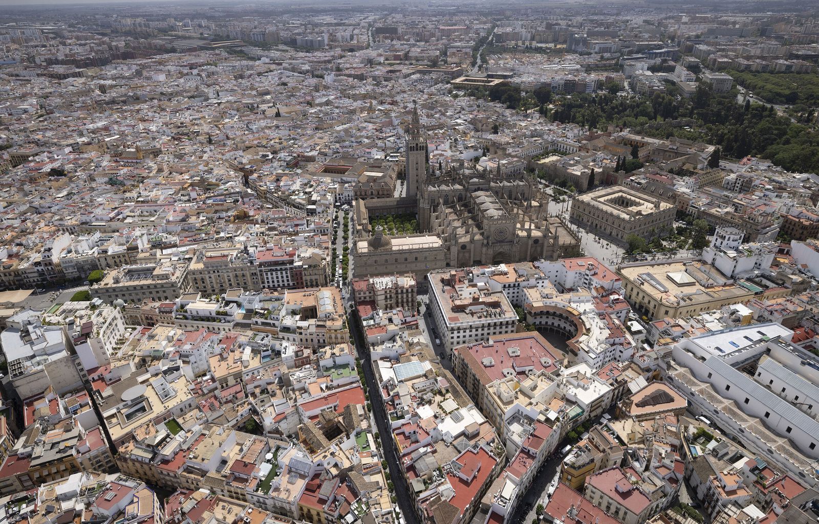 Sevilla desde el helicóptero de la Policía Nacional