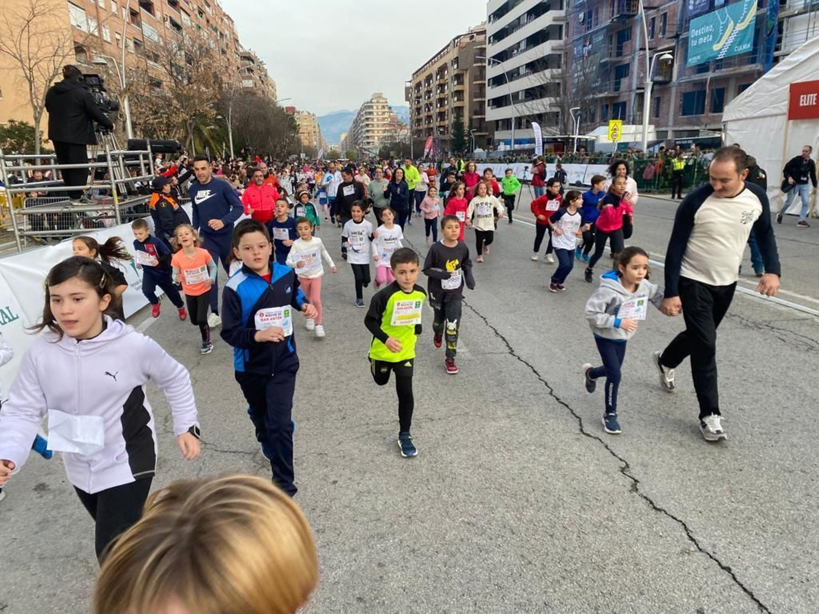 Carrera Escolar San Antón de las 17:30.