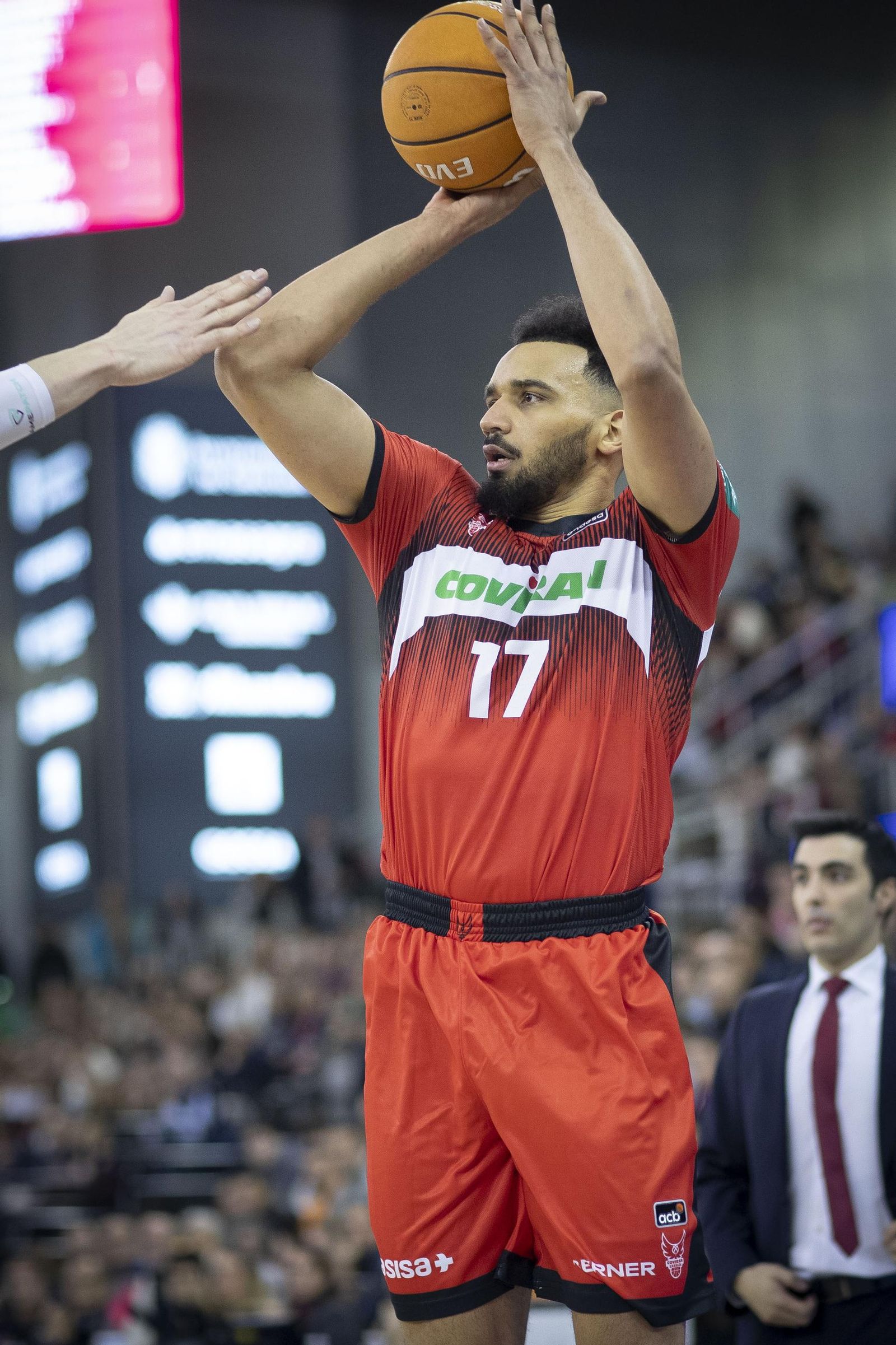 Las mejores imágenes del Covirán Granada-Hiopos Lleida