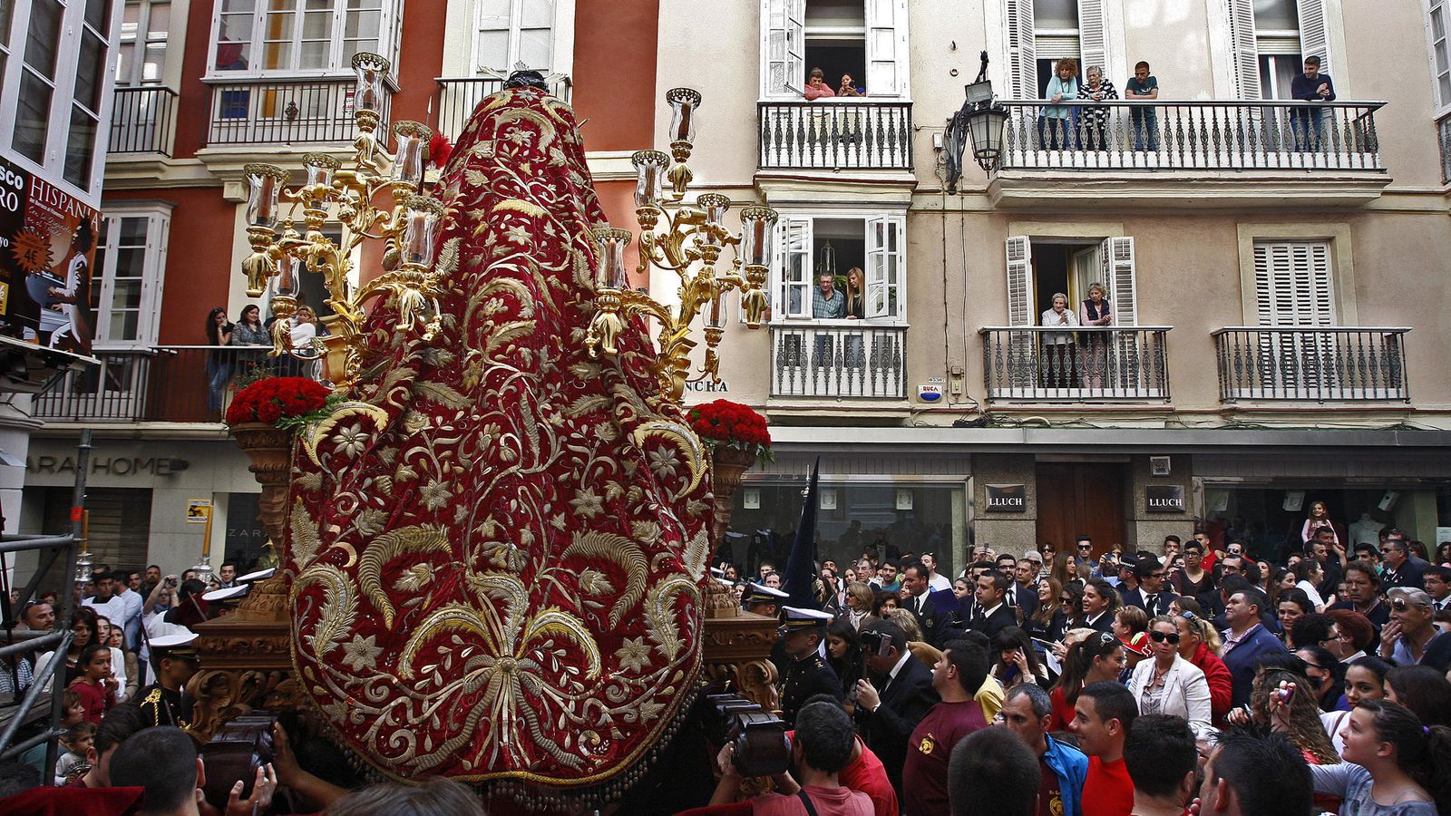 El manto impresionante del Señor de Ecce-Homo.