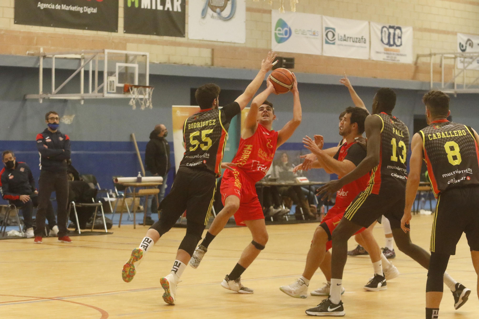 Las mejores imágenes de la gran final de la Copa Diputación de baloncesto