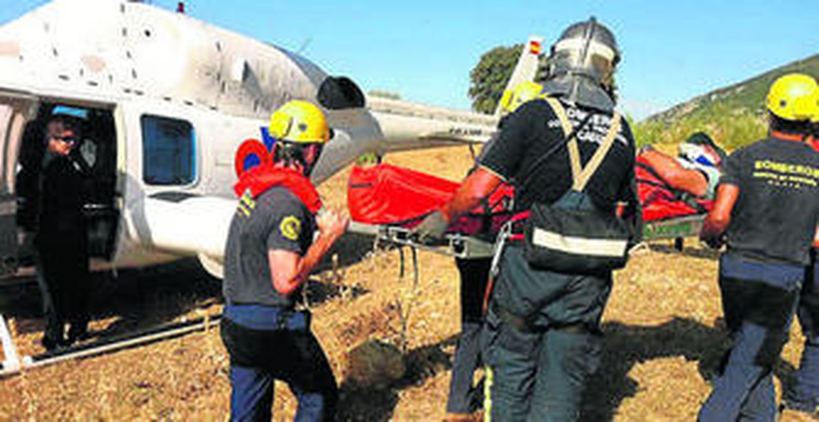 Imagen del rescate del parapentista en Olvera.