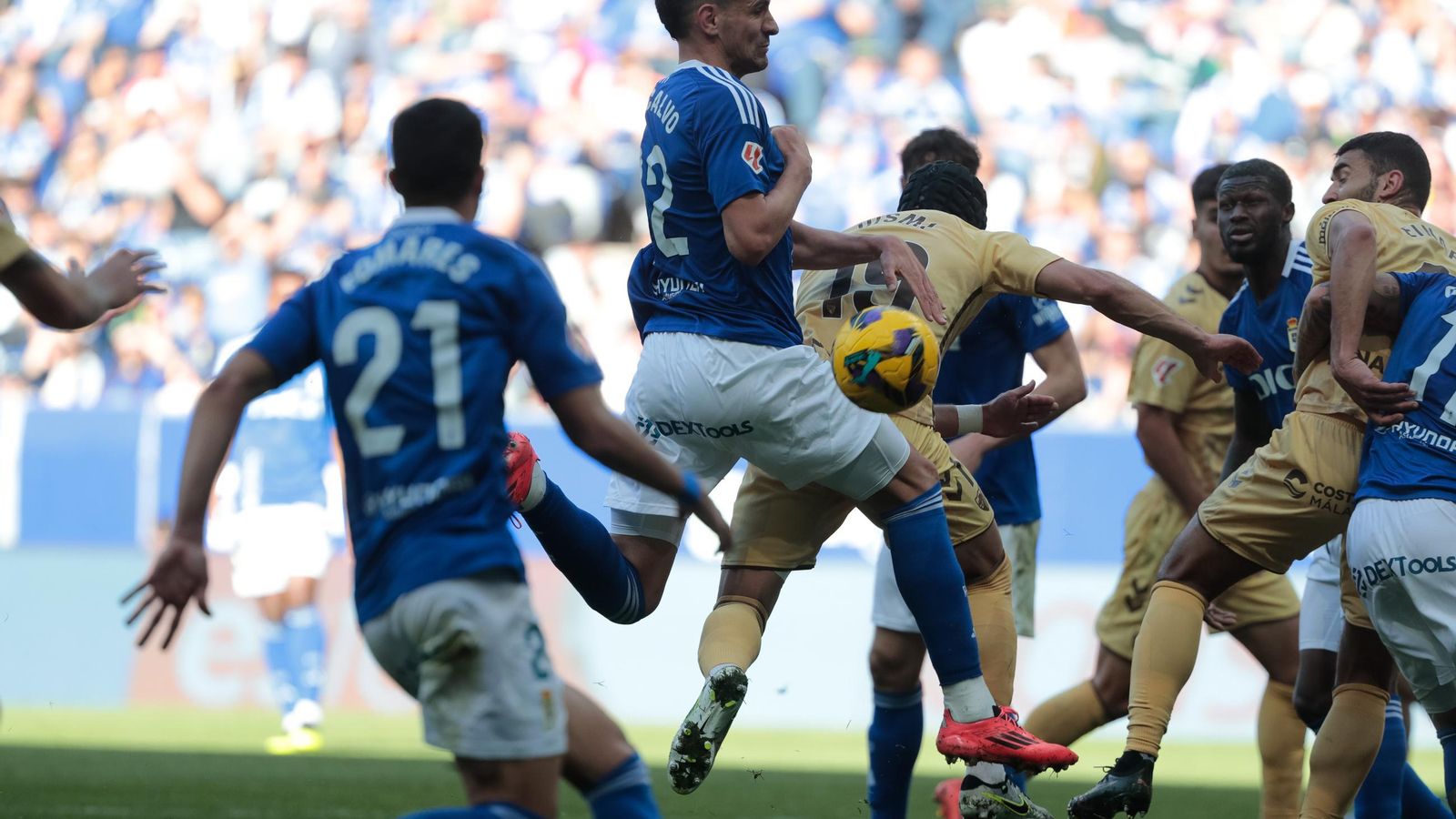 El Real Oviedo-Málaga CF, en fotos