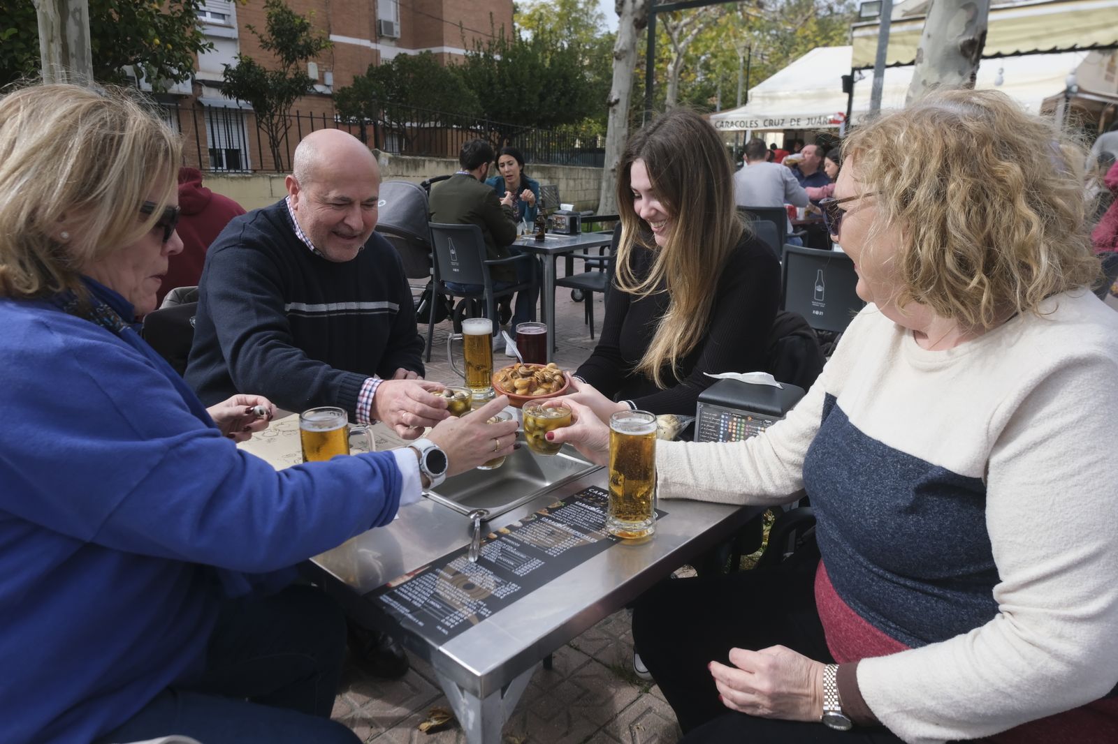 Primer día de la temporada 2023 de caracoles en Córdoba, en imágenes