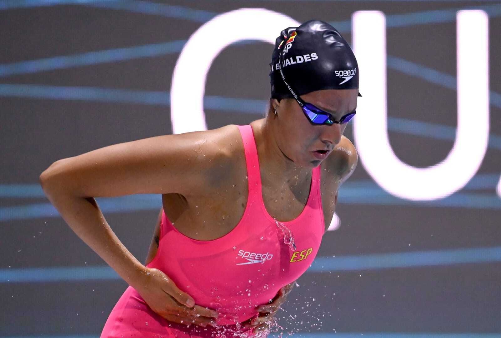 María de Valdés, antes de una prueba.