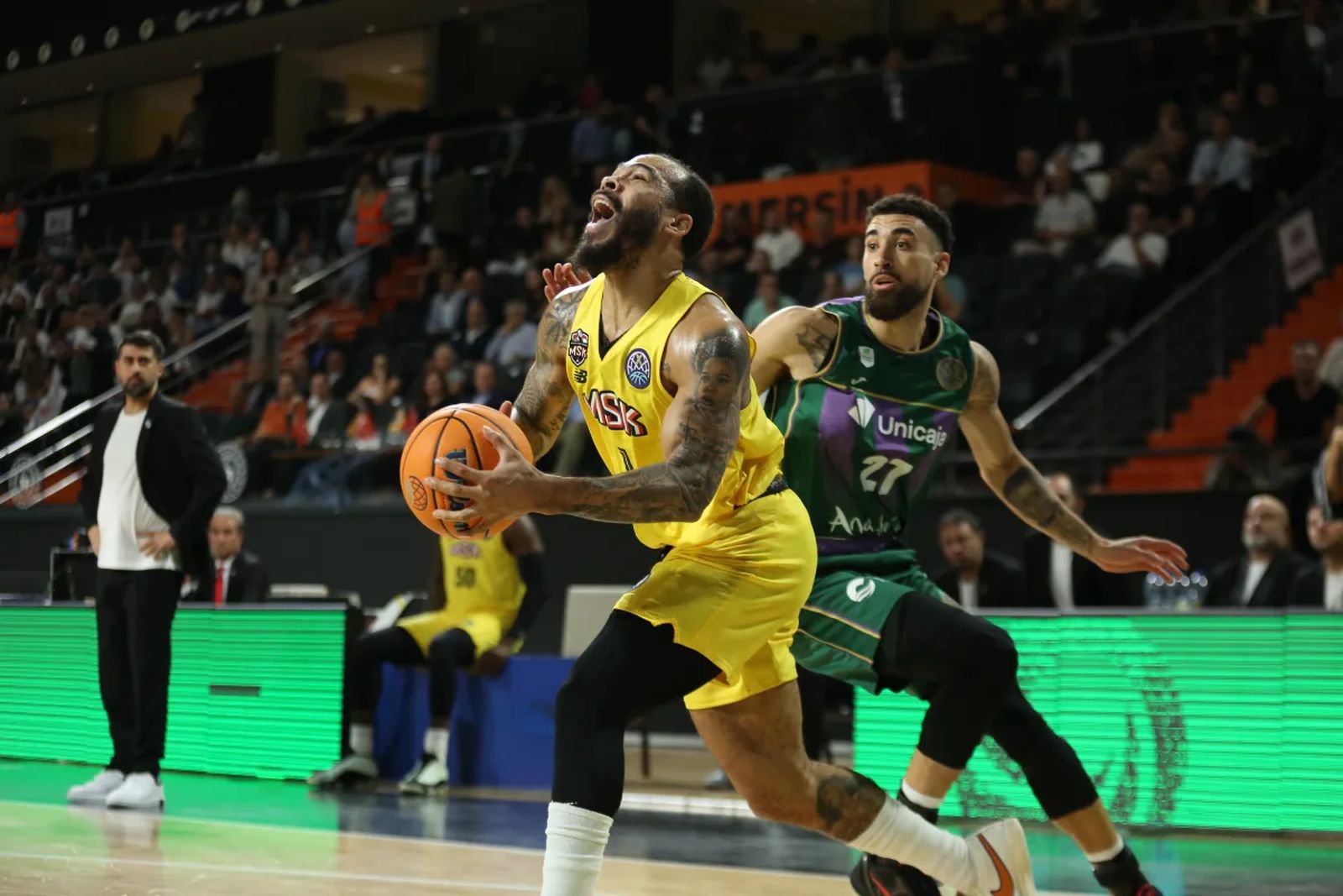 El Mersin-Unicaja, en fotos
