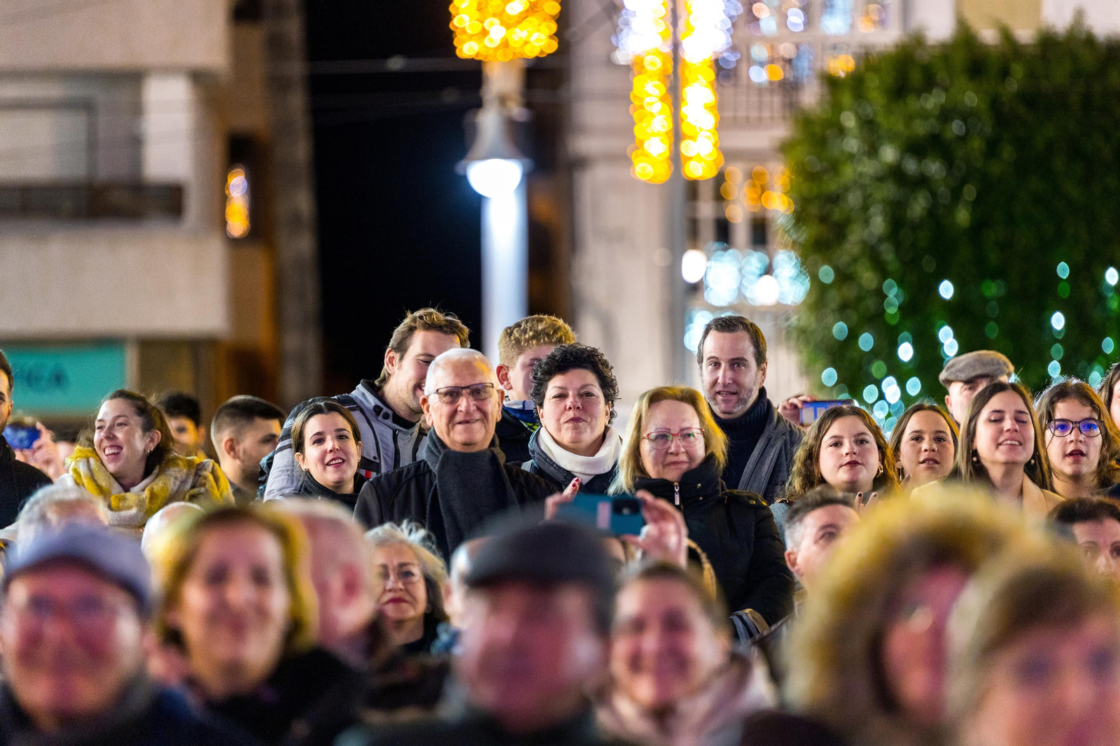 Imágenes de la final del Concurso de Coros de Campanilleros de la peña Chato en San Fernando.