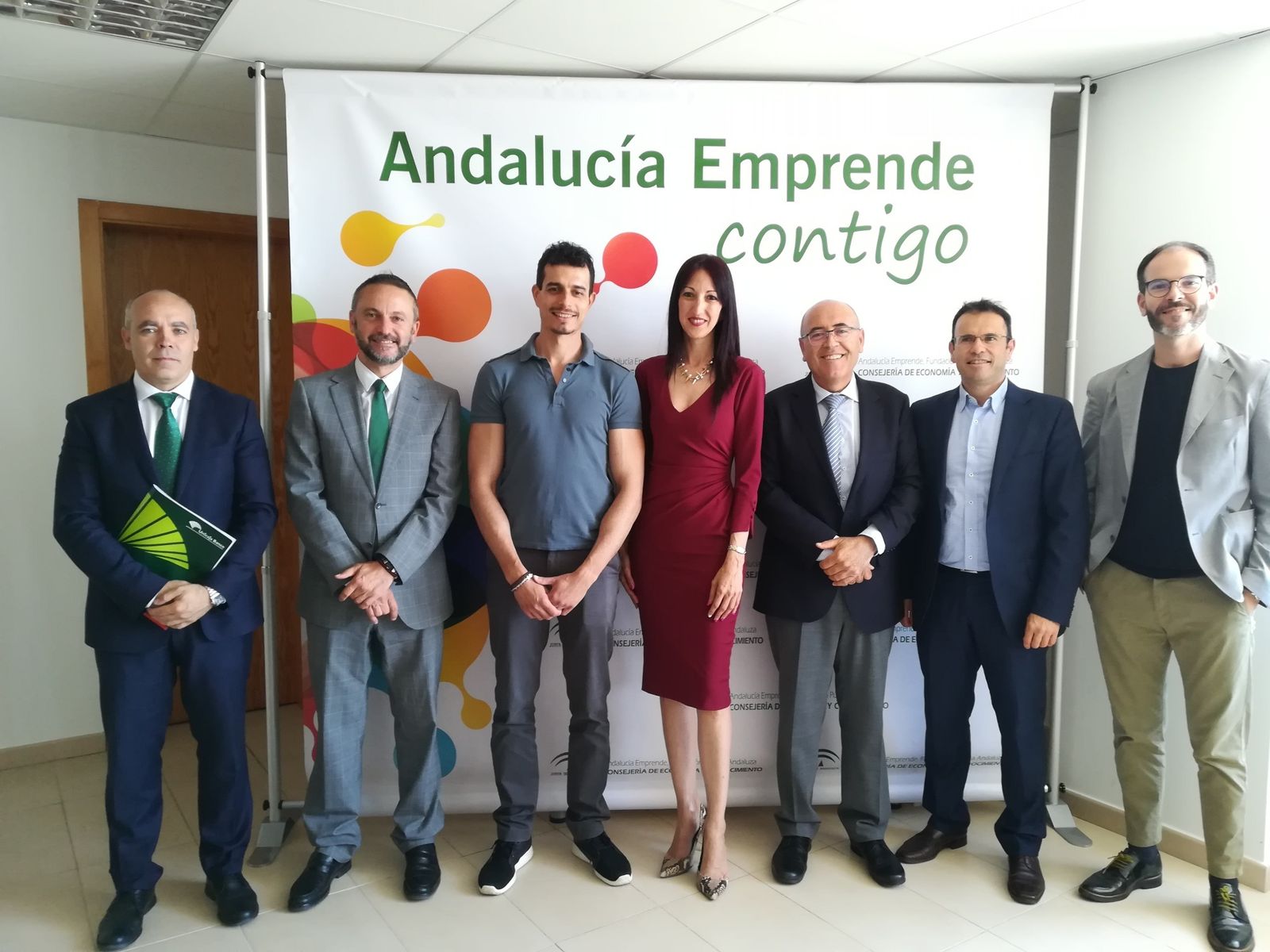 Ganadores de los Premios Andalucía Emprende entregados hoy en el CADE del Puerto de Almería