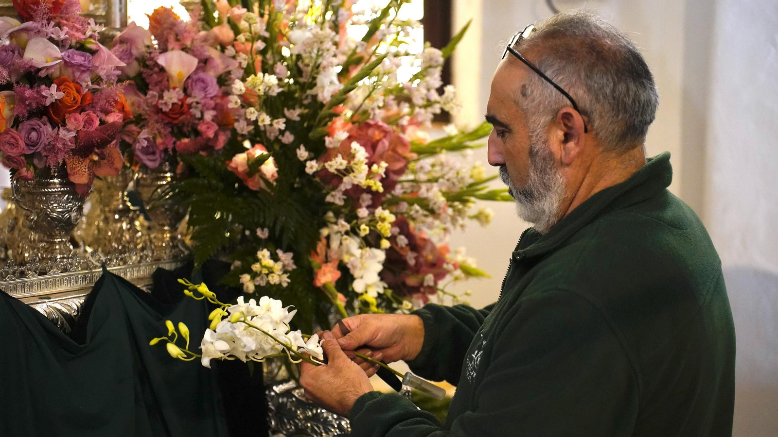 Fotos: El Medinaceli, Señor de Algeciras, preparado para bendecir las calles de la ciudad otro Martes Santo