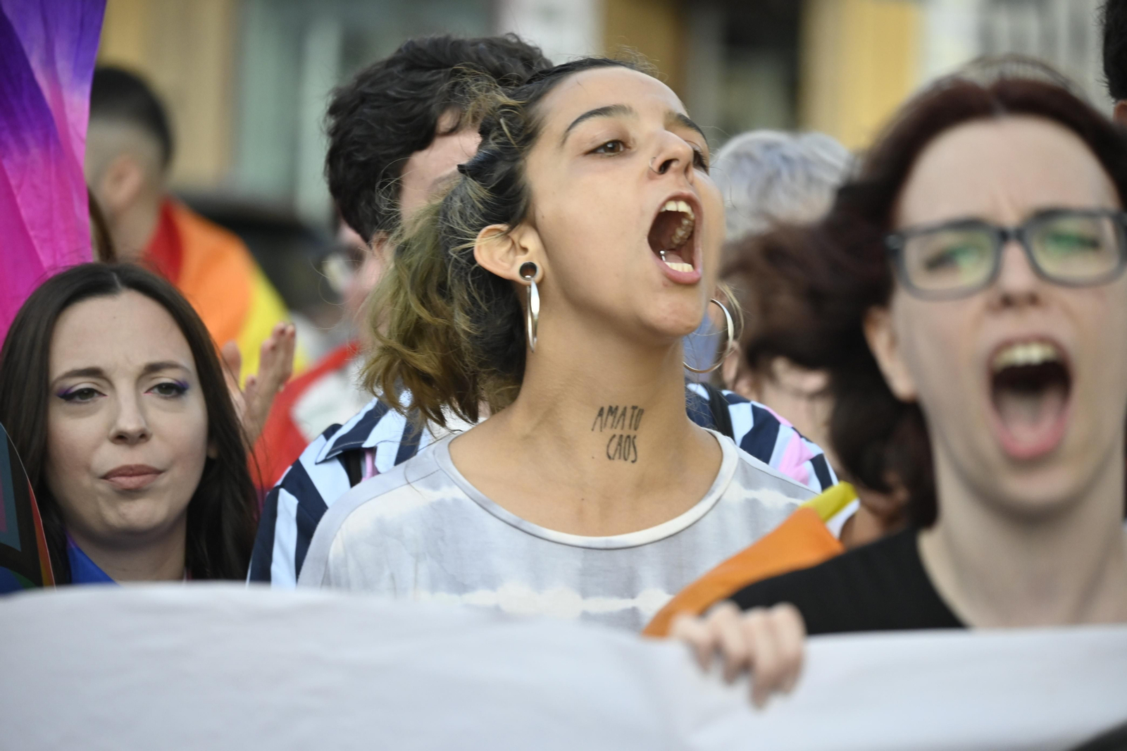 Las mejores imágenes de la manifestacióndel del Orgullo LGTBI en Huelva