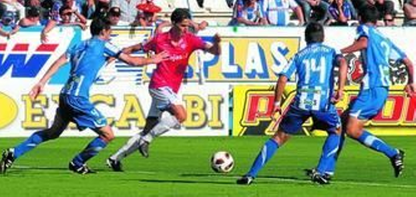 Aunque Recre y Getafe lleguen a un acuerdo para el traspaso de Fidel al cuadro madrileño, el jugador seguirá en el Decano hasta el final de esta temporada.