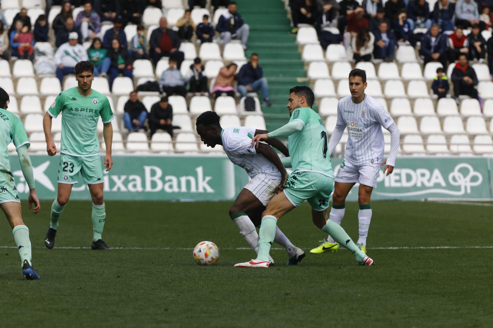 La victoria del Córdoba CF ante la Cultural Leonesa, en imágenes