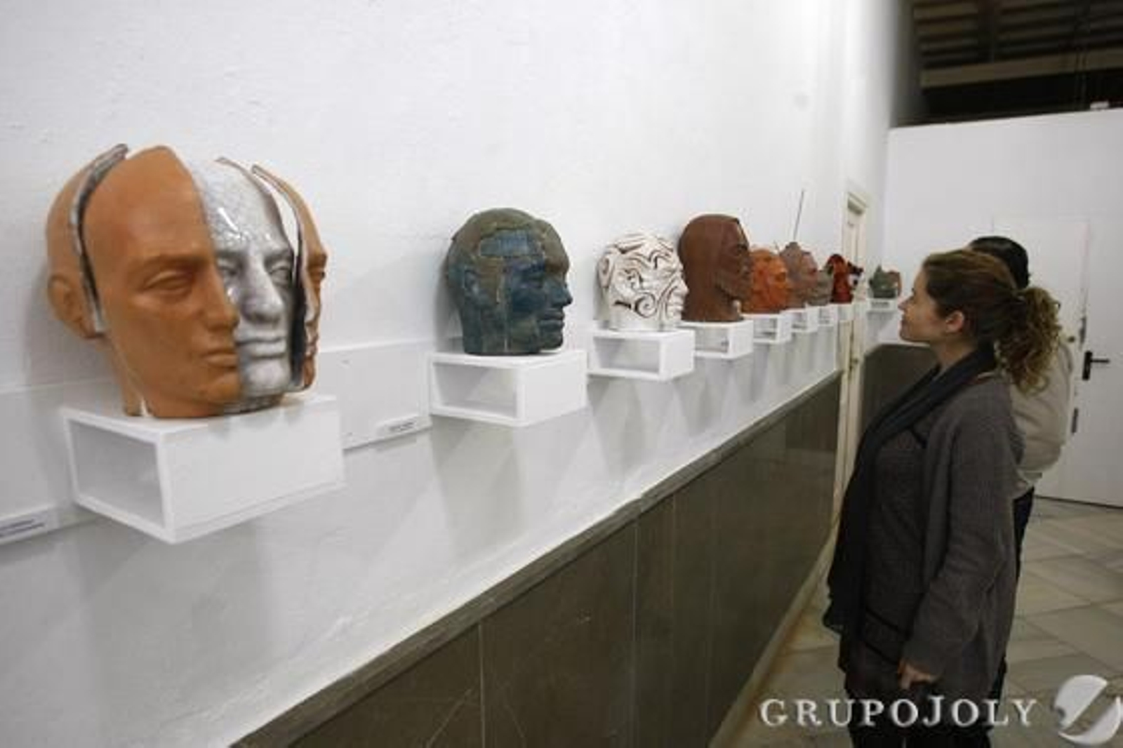 La Escuela de Artes y Oficios deja atrás su sede en el callejón del Tinte y se traslada a la Casa de las Artes. 

Foto: José Braza