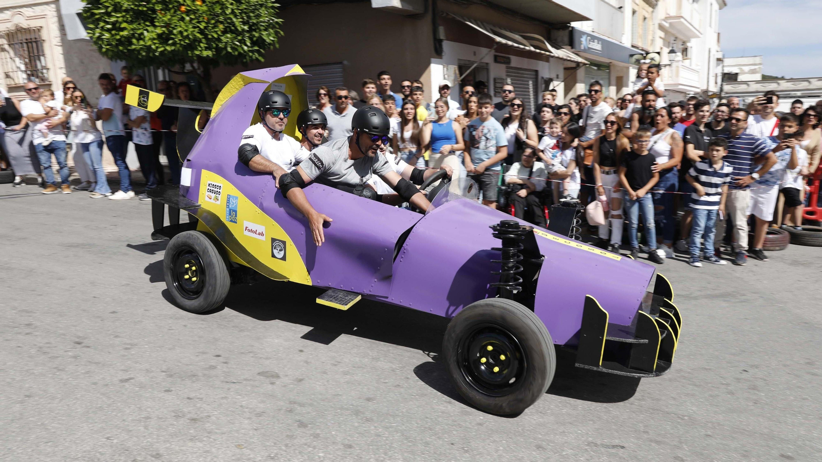 Fotos de la carrera de coches locos de preferia en Tesorillo.