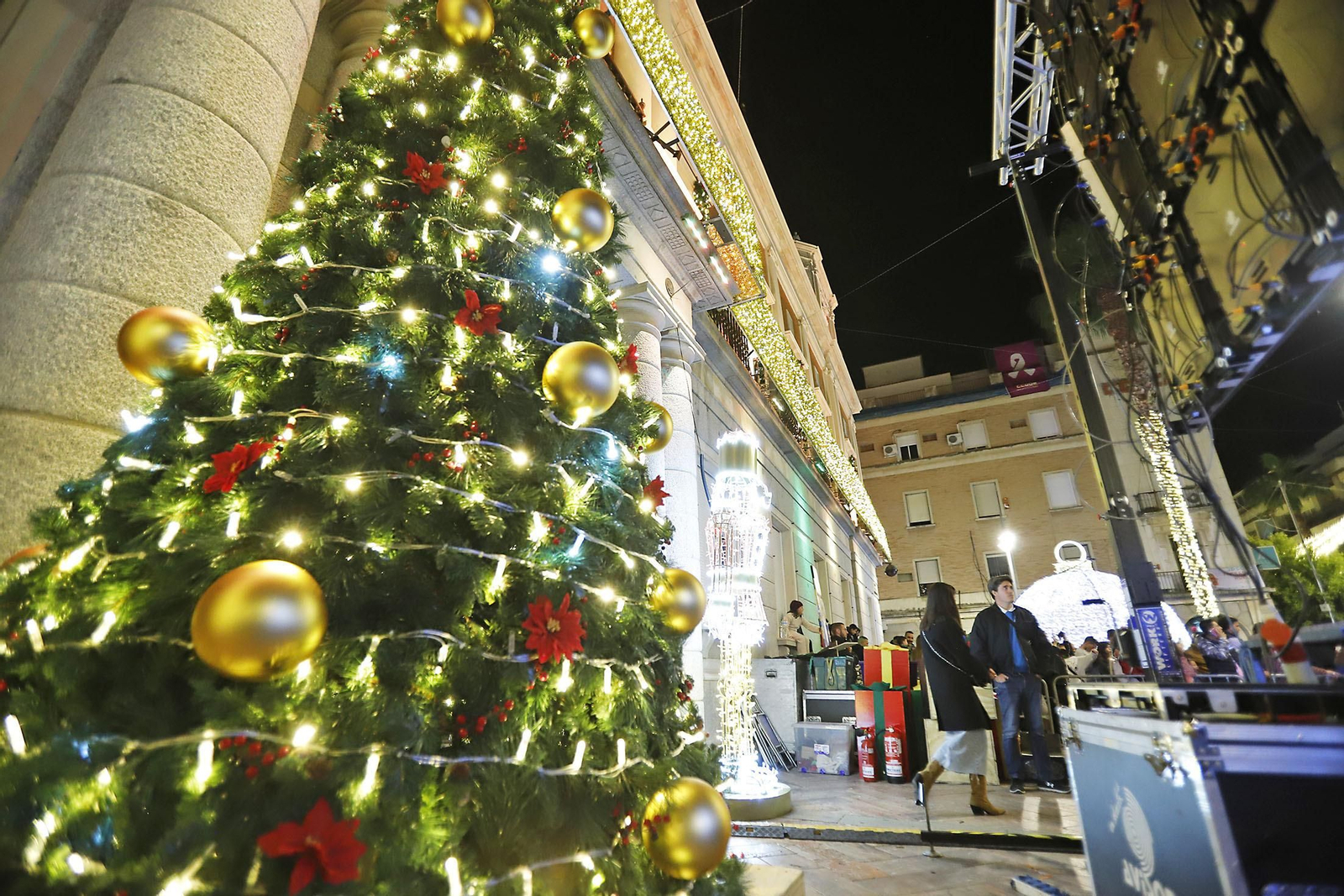 Imágenes del alumbrado navideño en las calles de Huelva