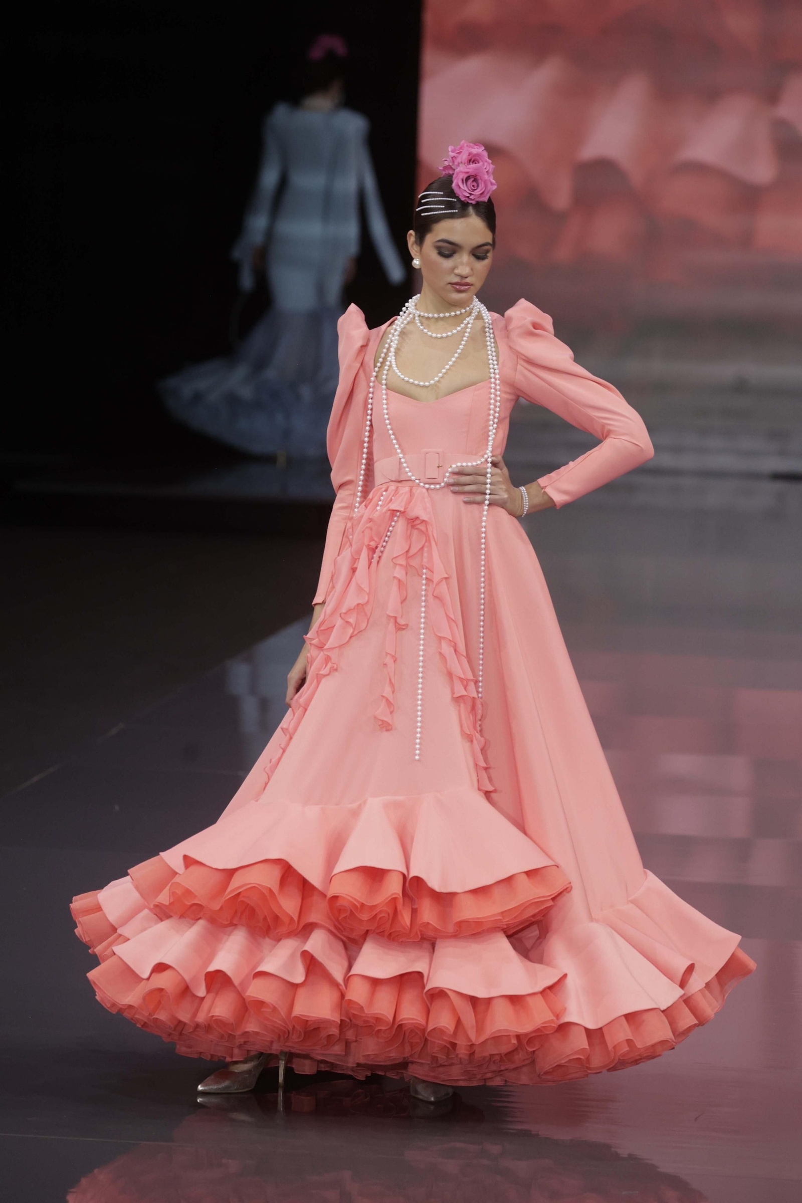 El desfile de  De Lunares y Volantes en SIMOF 2023, todas las fotos