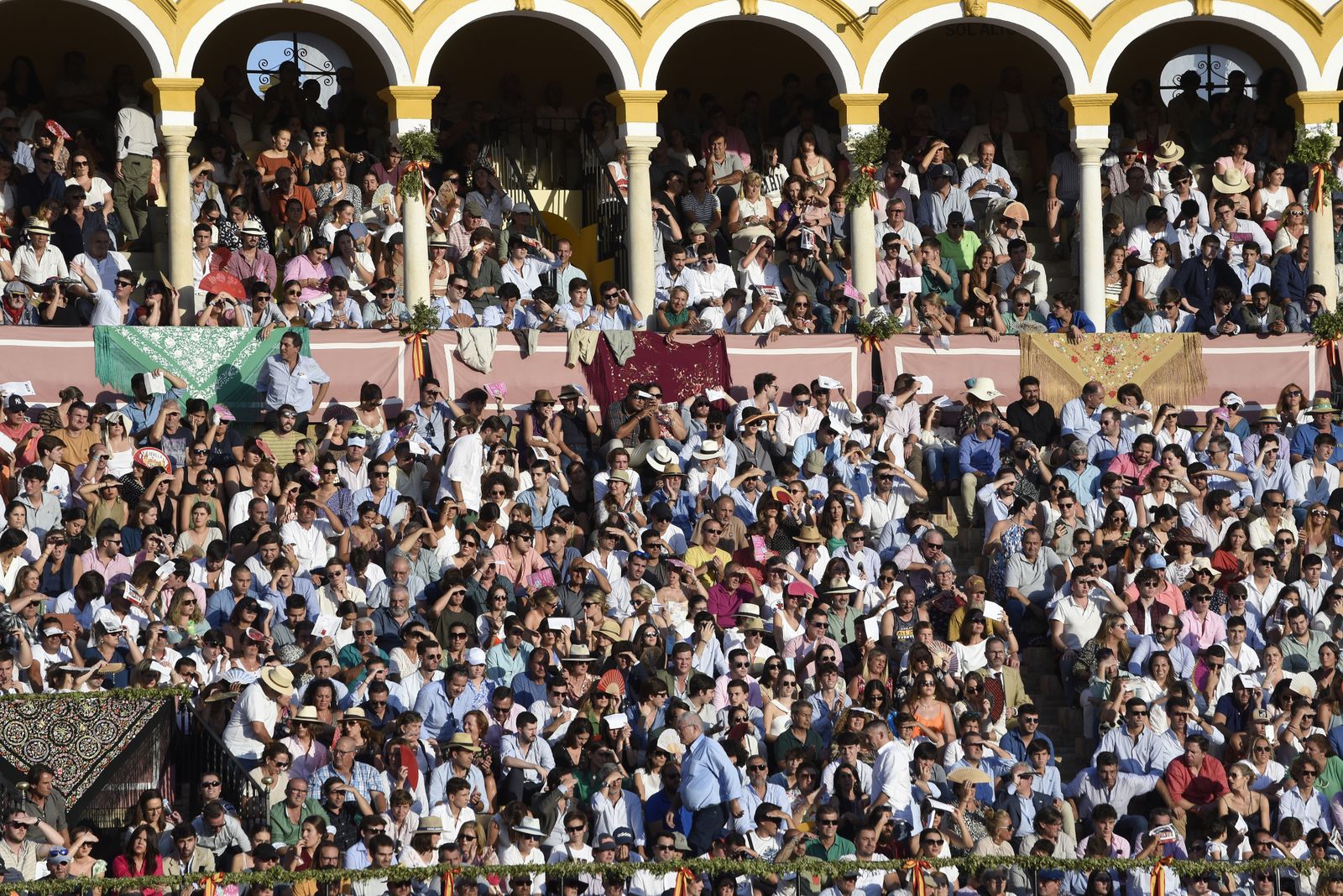 Búscate en el Festival taurino de la Hermandad del Gran Poder