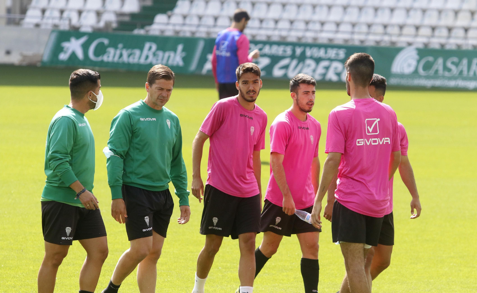 Las imágenes del primer entrenamiento de Germán Crespo al frente del Córdoba CF