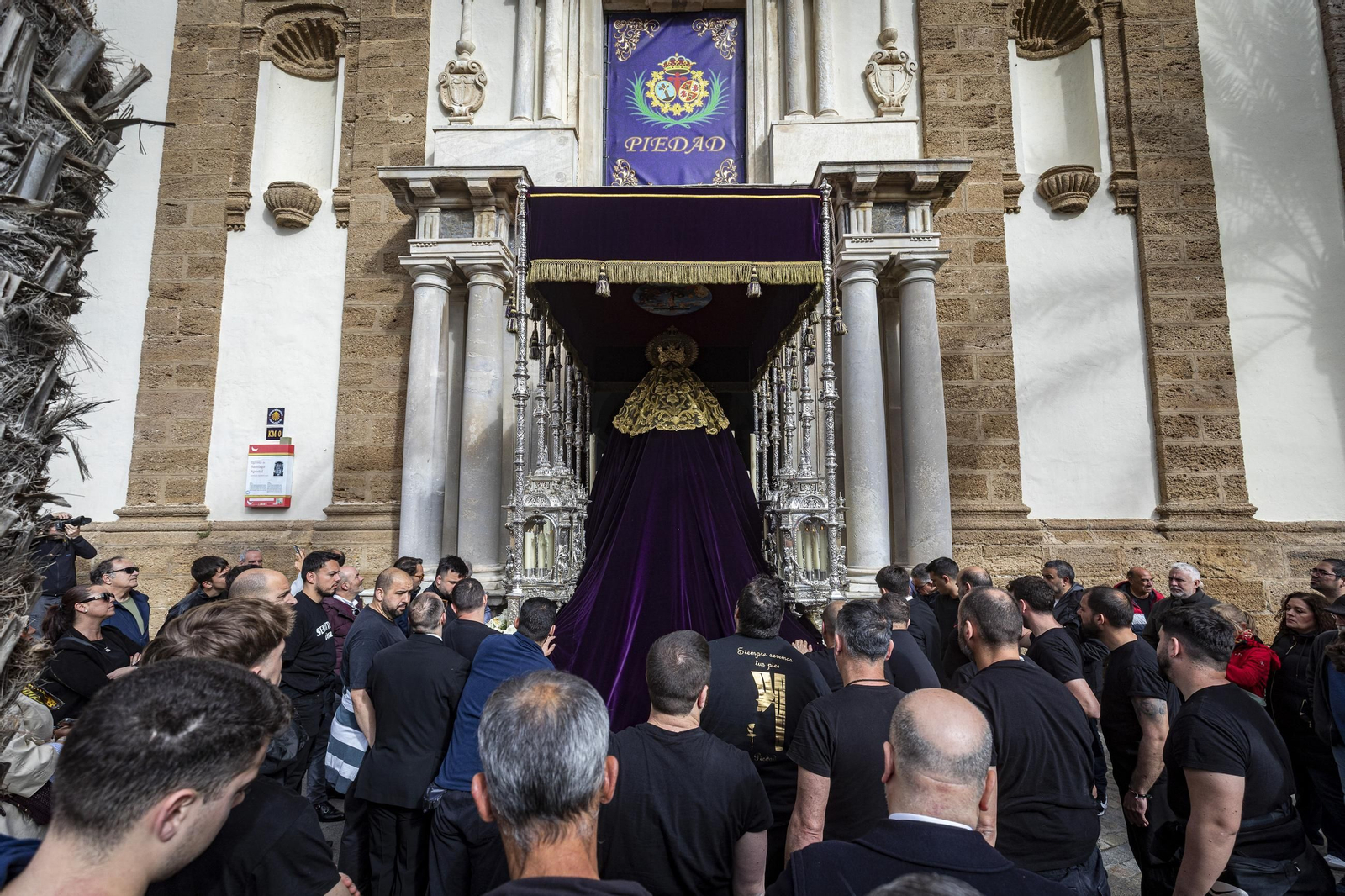 traslado Piedad semana santa cadiz 47.jpg