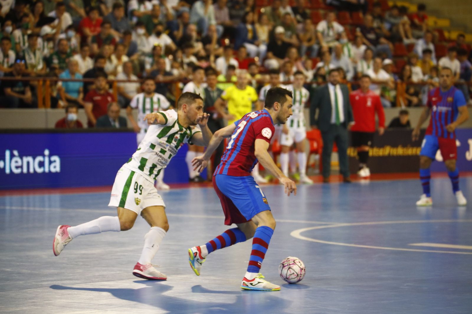 El empate del Córdoba Futsal ante el Barça, en imágenes