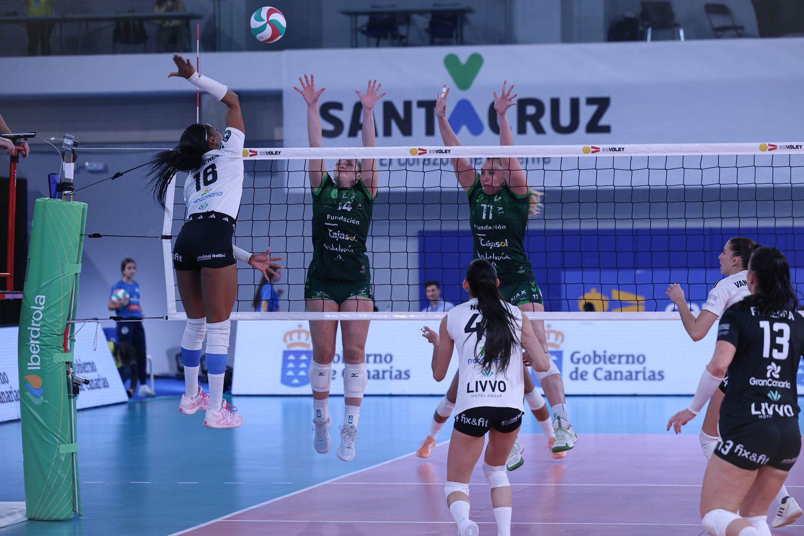 Las fotos del título del Fundación Cajasol Andalucía