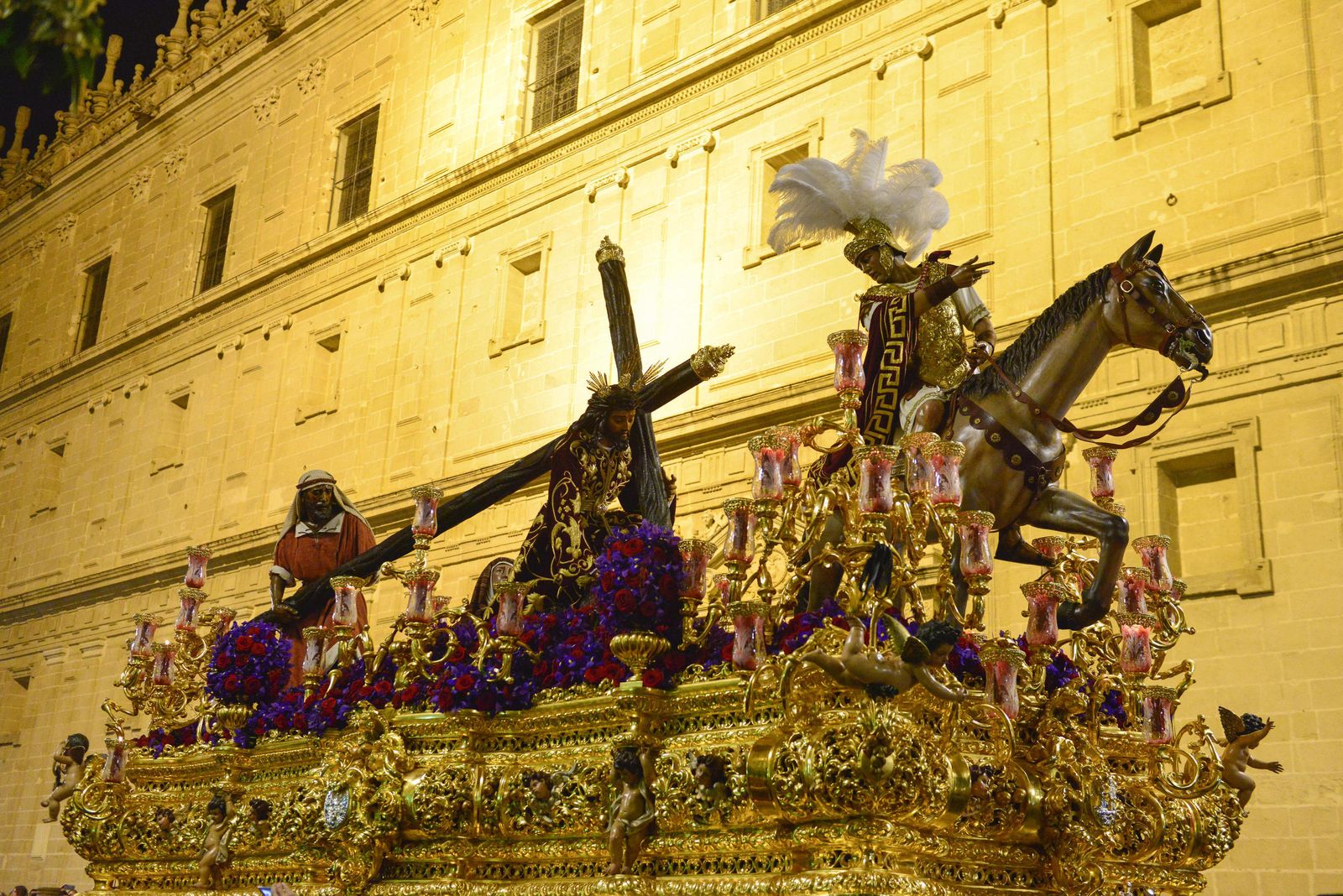 Las imágenes de la Esperanza de Triana