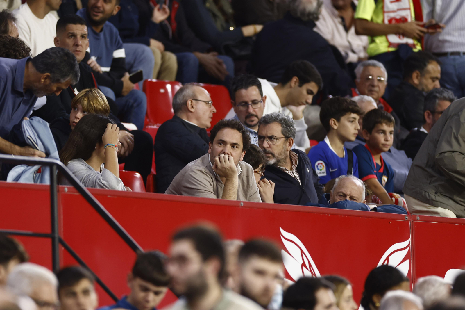 Búscate en las fotos del Sevilla FC-Real Sociedad