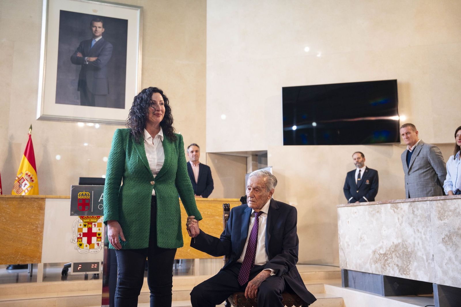 La galería del Escudo de Oro de la Ciudad de Almería a Juan Rigaud