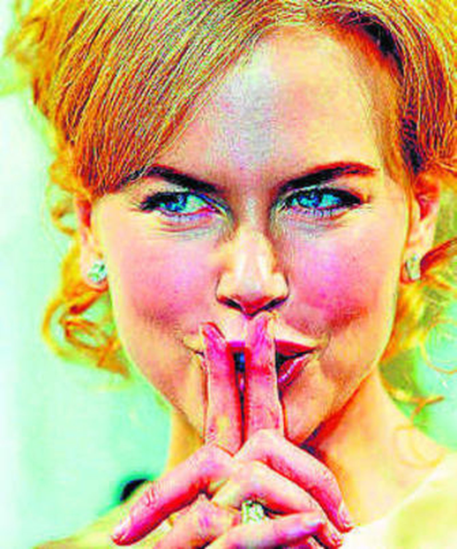 Christina Hendricks y el ejército rojo